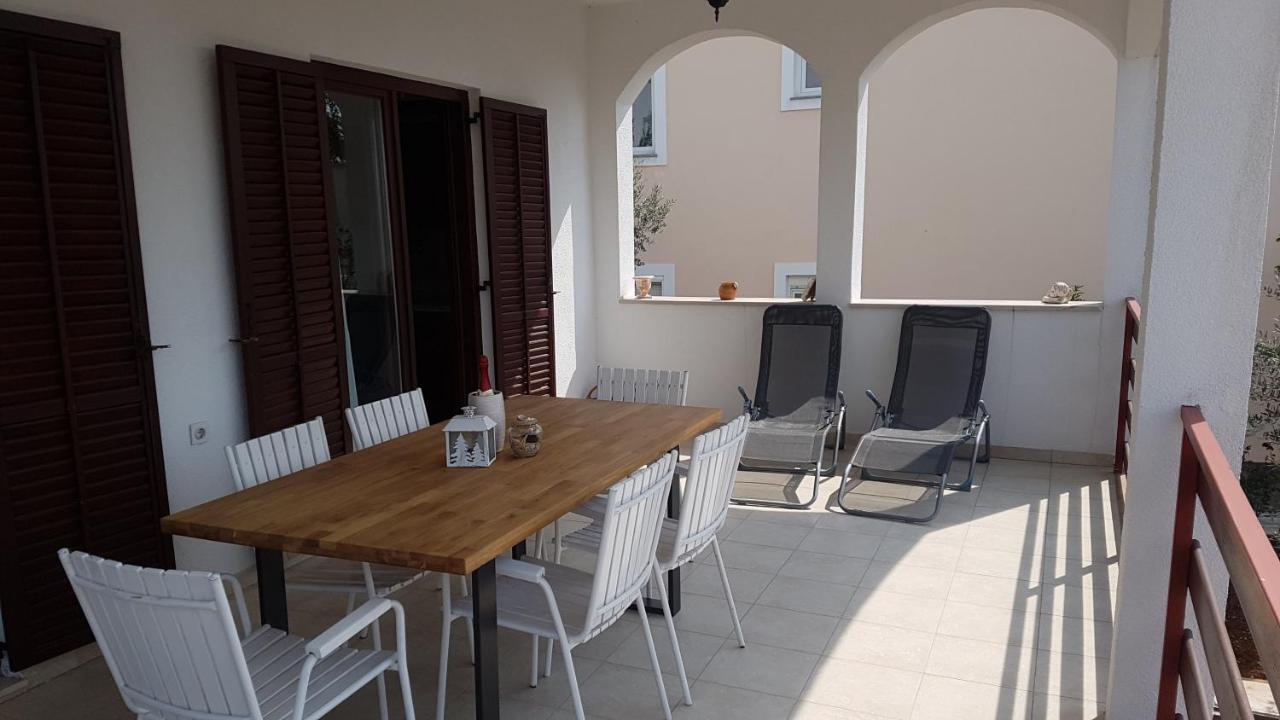 Apartment Pantalon, Big Terrace And Free Parking Zára Kültér fotó